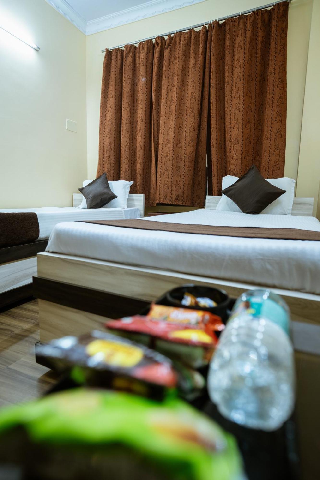 Durgāpur Hotel Ta-Tin מראה חיצוני תמונה