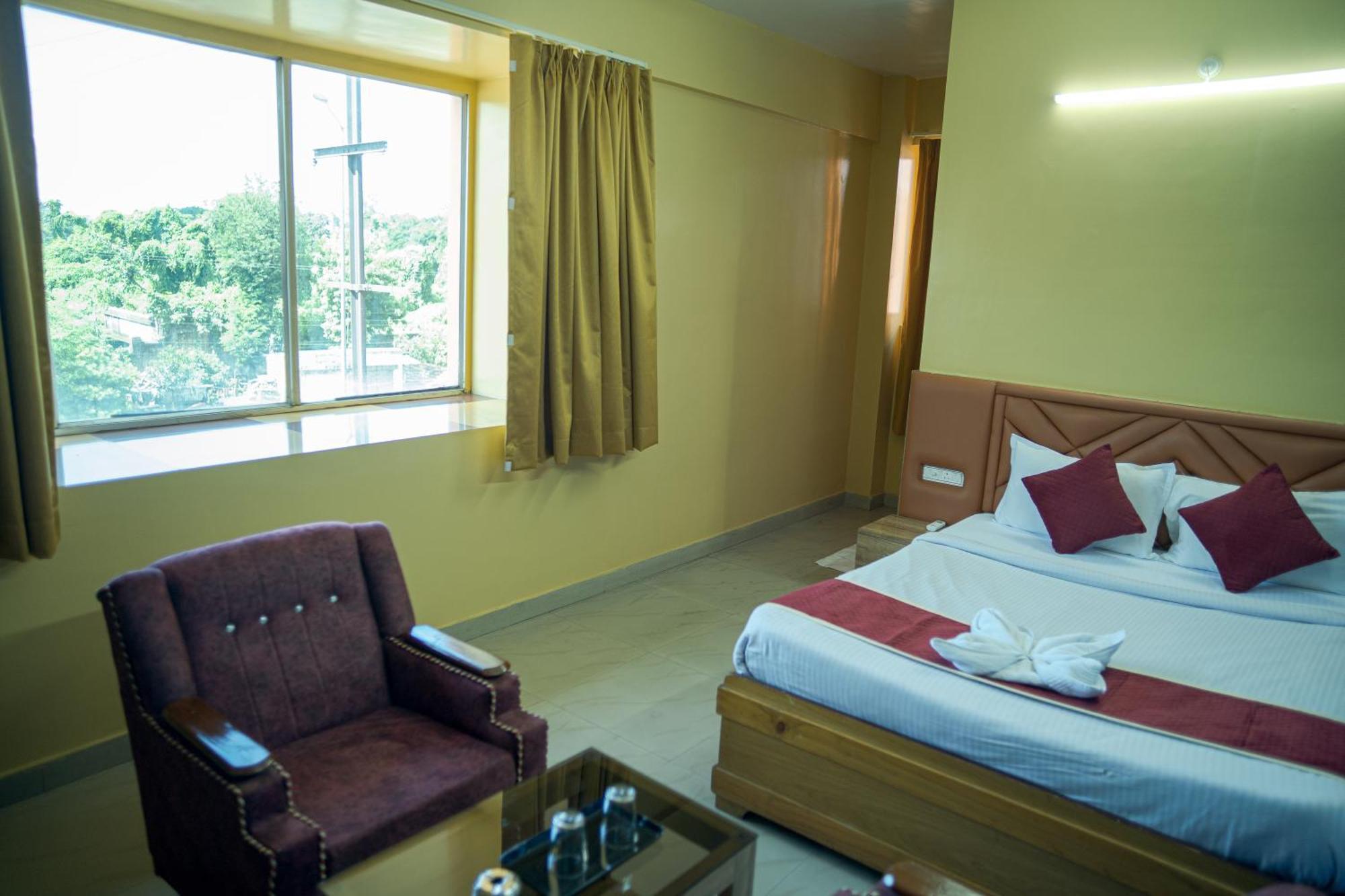 Durgāpur Hotel Ta-Tin מראה חיצוני תמונה