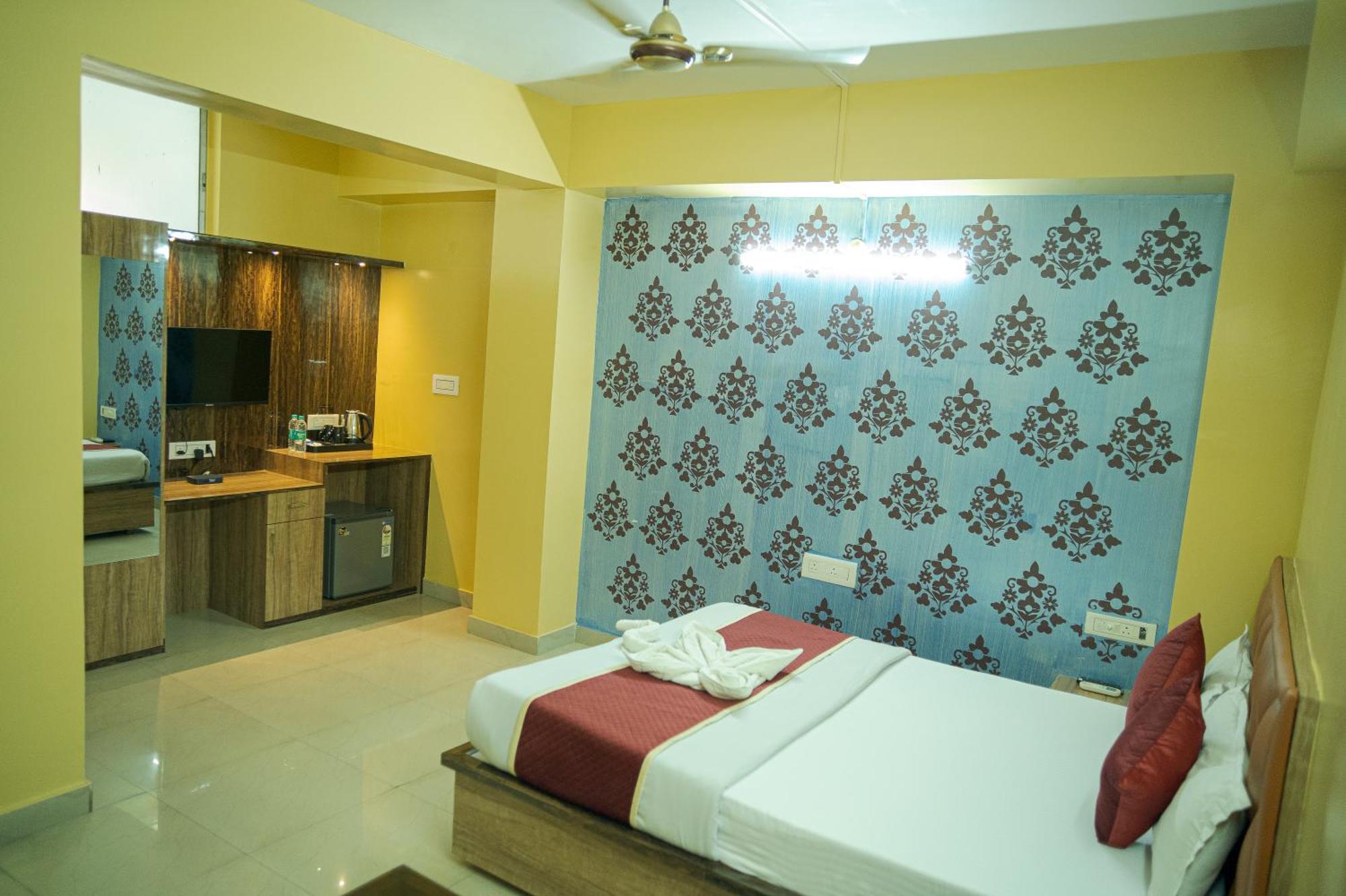 Durgāpur Hotel Ta-Tin מראה חיצוני תמונה