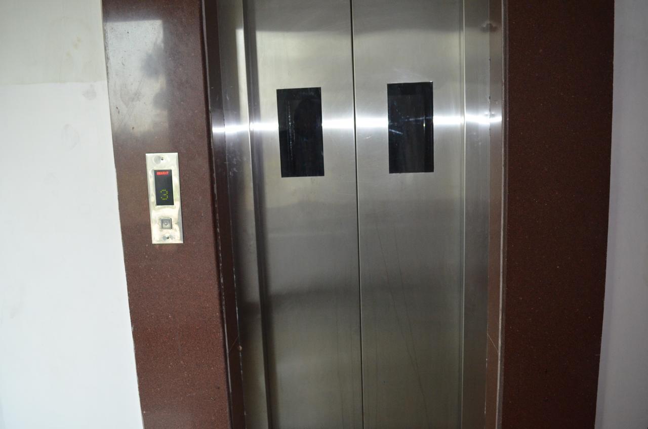 Durgāpur Hotel Ta-Tin מראה חיצוני תמונה